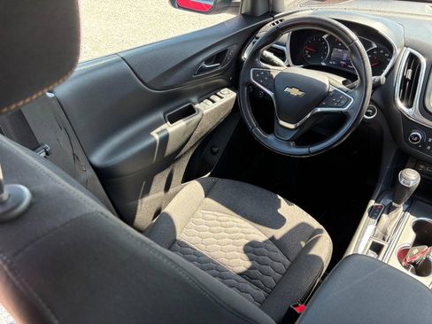 Used 2019 Chevrolet Equinox LT FWD image 14