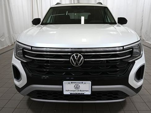 New 2026 Volkswagen Atlas Peak Edition image 16