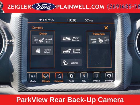 Used 2022 Jeep Wrangler Unlimited Sahara AWD/4WD image 20