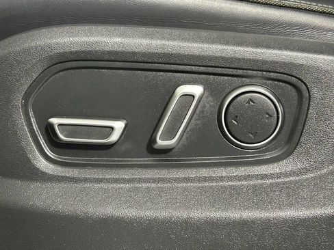 Used 2024 Rivian R1S Adventure AWD/4WD image 29