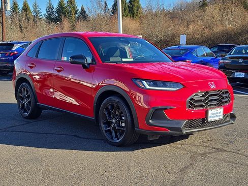 Certified 2025 Honda HR-V Sport image 4