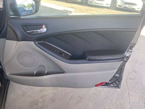 Used 2014 Kia Forte EX w/ Premium Package FWD image 20
