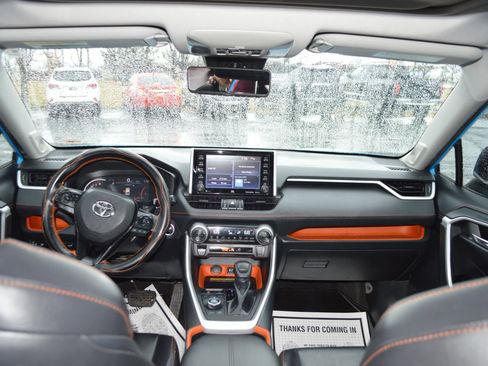 Used 2019 Toyota RAV4 Adventure w/ Advanced Technology Package AWD/4WD image 18