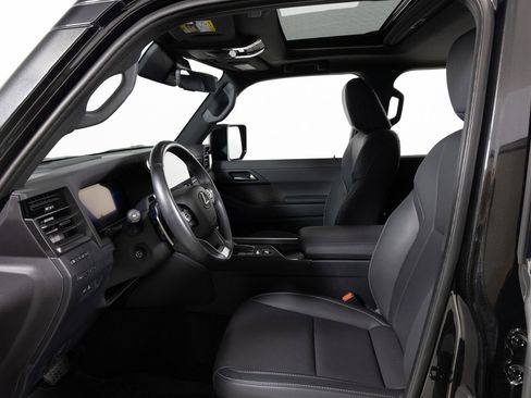 Used 2024 Lexus GX 550 image 19