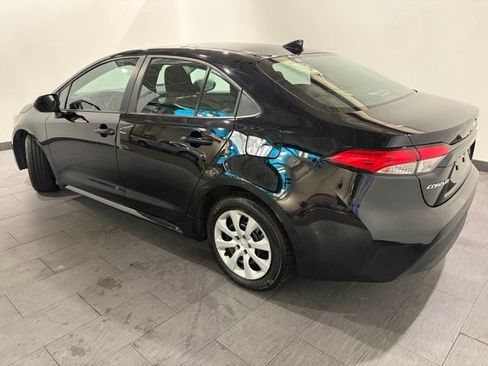 Used 2024 Toyota Corolla LE FWD image 3