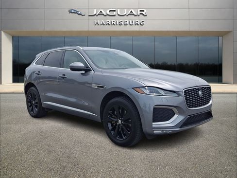 Used 2026 Jaguar F-PACE R-Dynamic S AWD/4WD image 3