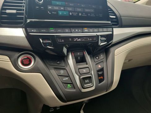 Certified 2026 Honda Odyssey EX-L image 24