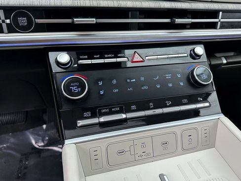 Used 2024 Hyundai Santa Fe Calligraphy image 29