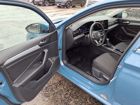 Used 2025 Volkswagen Jetta S FWD image 51
