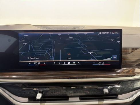 Used 2026 BMW X7 xDrive40i AWD/4WD image 37