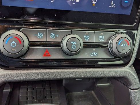 Certified 2024 Ford Ranger XLT w/ Equipment Group 301A Mid image 28