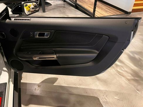 Used 2017 Ford Mustang Shelby GT350 w/ Electronics Package image 24