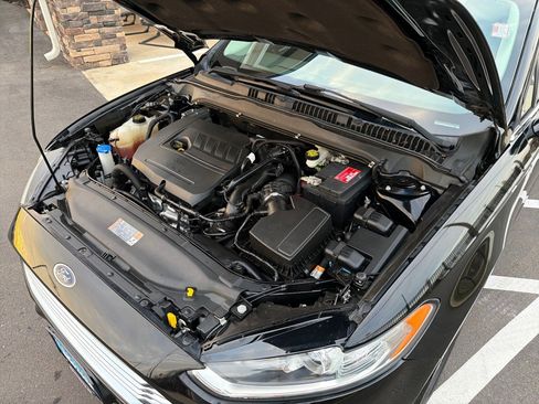 Used 2016 Ford Fusion SE image 32