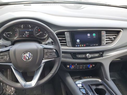 Certified 2024 Buick Enclave Essence w/ Sport Touring Edition image 17