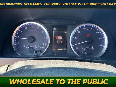 Used 2018 Toyota Highlander Plus AWD/4WD image 36