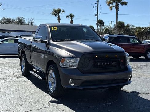 Used 2015 RAM 1500 Express image 5