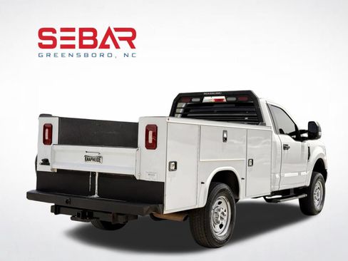 Used 2022 Ford F350 XL w/ Power Equipment Group AWD/4WD image 8