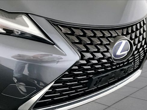 Used 2025 Lexus IS 350 F Sport AWD/4WD image 29