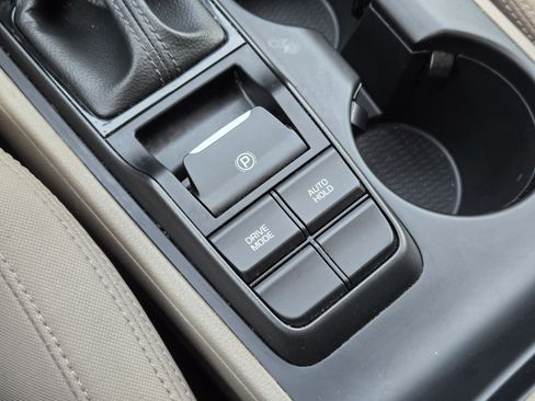Used 2019 Hyundai Tucson Sport w/ Cargo Package FWD image 17