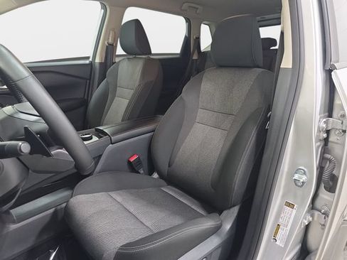 Used 2025 Nissan Rogue SV AWD/4WD image 35