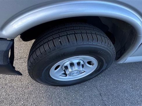 Used 2017 Chevrolet Express 2500 LS image 27