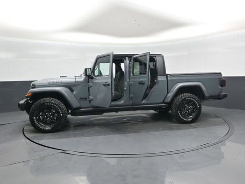 New 2026 Jeep Gladiator Sport AWD/4WD image 48