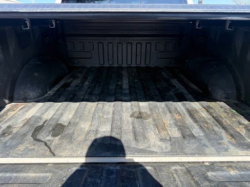 Used 2016 Ford F150 Platinum w/ Equipment Group 701A Luxury image 15