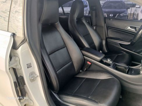 Used 2015 Mercedes-Benz CLA 250 image 18