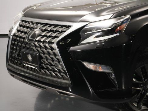 Used 2020 Lexus GX 460 Premium w/ Premium Package AWD/4WD image 3
