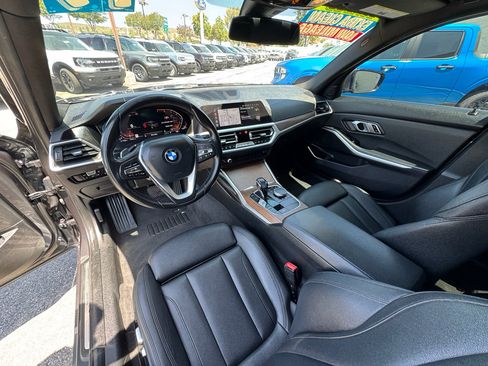 Used 2019 BMW 330i Sedan w/ Convenience Package RWD image 13