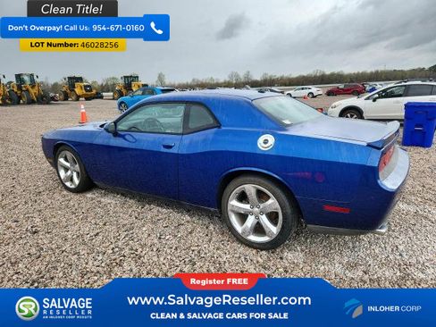 Used 2012 Dodge Challenger R/T image 3