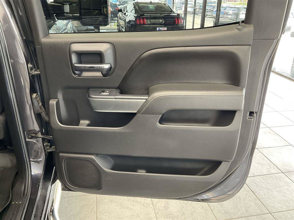 Used 2015 Chevrolet Silverado 2500 LT w/ LT Convenience Package AWD/4WD image 15