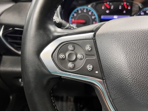 Used 2023 Chevrolet Traverse RS image 24