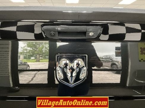Used 2018 RAM 3500 Laramie AWD/4WD image 28