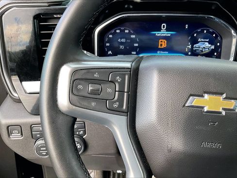 Used 2023 Chevrolet Silverado 1500 LT AWD/4WD image 22