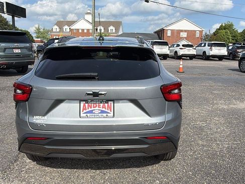New 2026 Chevrolet Trax ACTIV FWD image 6