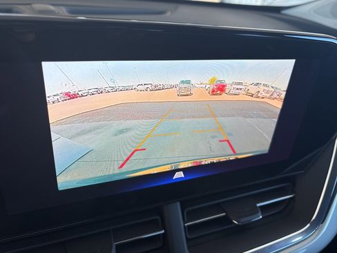 New 2026 Chevrolet Trax LT image 17