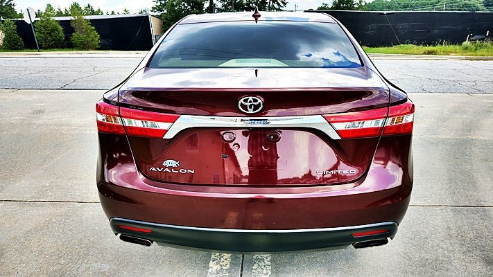 Used 2013 Toyota Avalon Limited FWD image 8