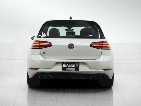 Used 2018 Volkswagen Golf R 4-Door AWD/4WD image 4