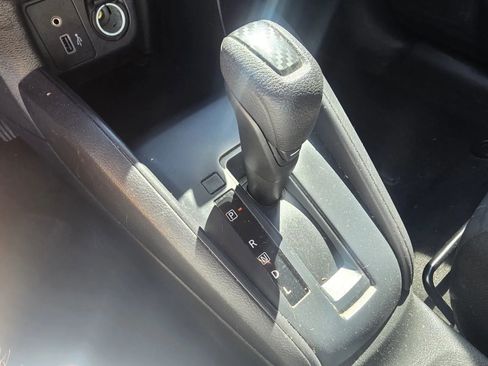 Used 2023 Nissan Versa S w/ Trunk Package image 21