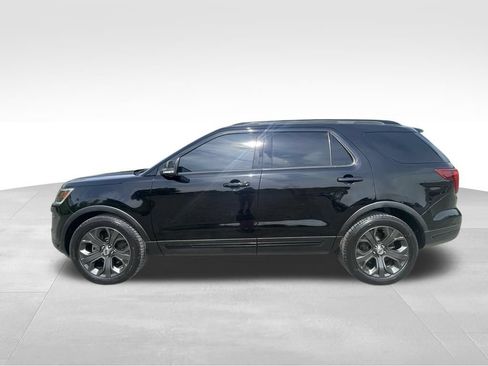 Used 2018 Ford Explorer Sport w/ Equipment Group 401A AWD/4WD image 19