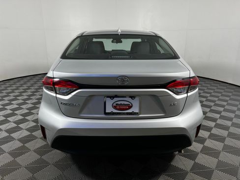 Certified 2023 Toyota Corolla LE image 6