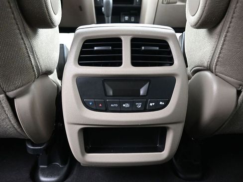 Used 2020 Honda Pilot EX image 36