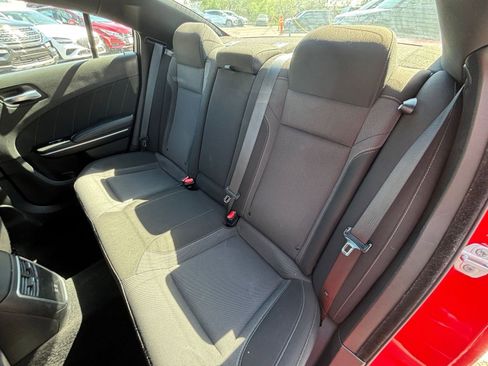 Used 2022 Dodge Charger SXT image 39