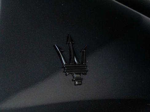 Used 2022 Maserati Levante Modena image 58