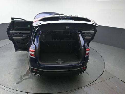 Used 2023 Honda Pilot Sport image 47