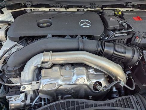 New 2025 Mercedes-Benz GLA 250 image 15