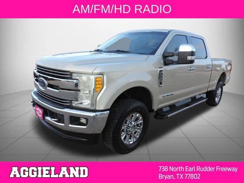 Used 2017 Ford F250 Lariat w/ Chrome Package AWD/4WD image 8