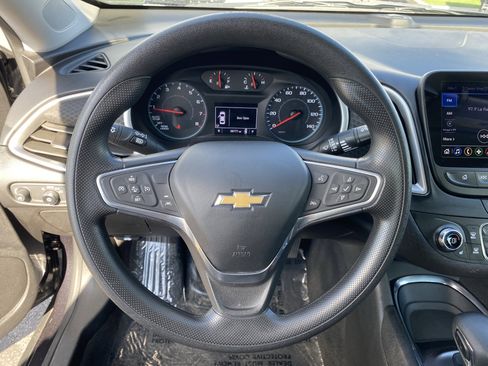 Used 2023 Chevrolet Malibu LT image 25