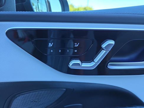 New 2026 Mercedes-Benz C 300 4MATIC Sedan image 17
